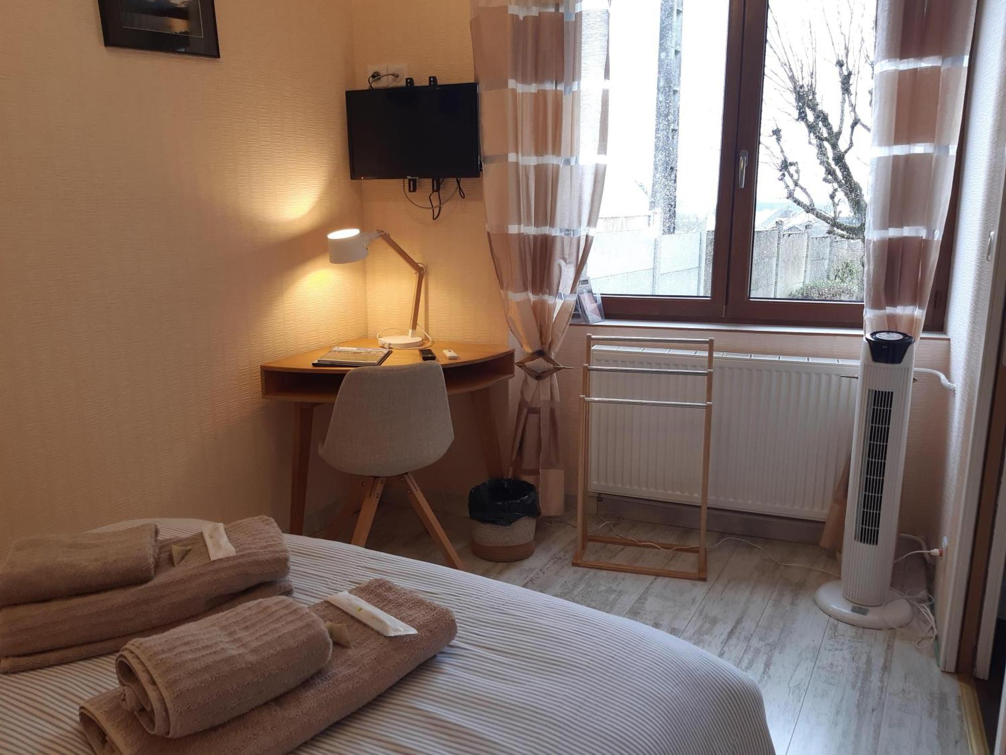 Au Bon Vivant Dampierre-sur-Salon Habitación foto